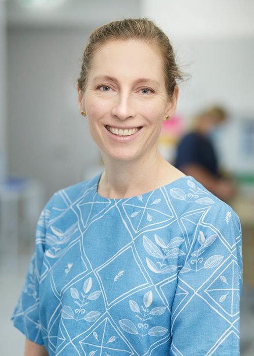Dr Kayla MacKinnon Dr Kayla MacKinnon